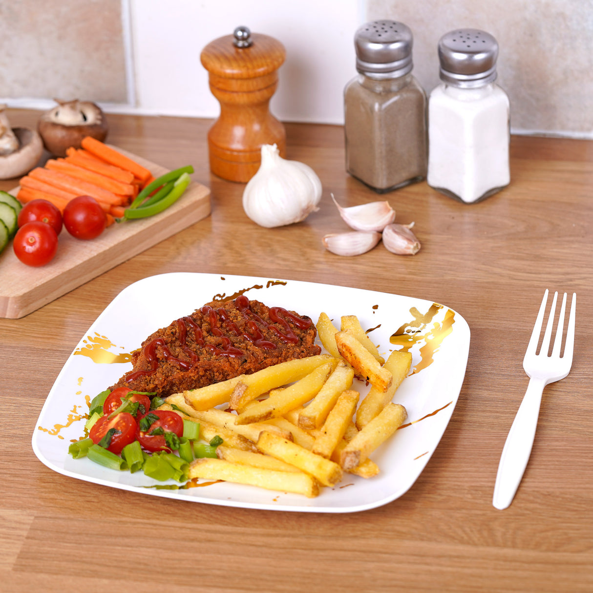 10 Pack White and Gold Marble-Look Square 8.5" Dinner Plates - Decodine