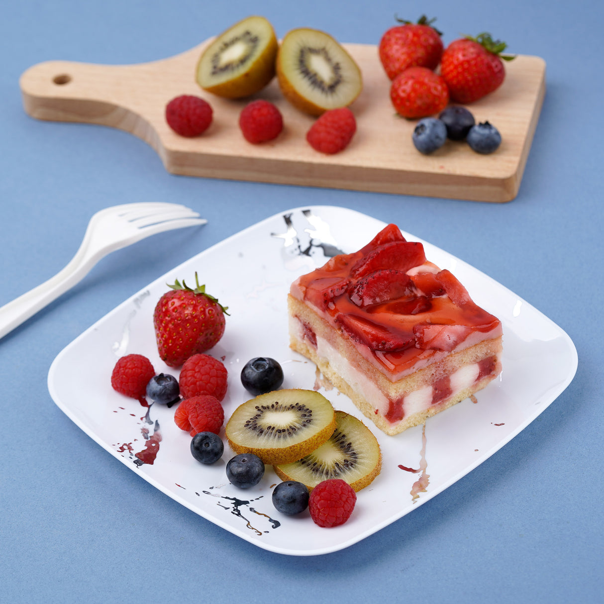 10 Pack White and Silver Marble-Look Square 7.5" Dinner Plates - Decodine