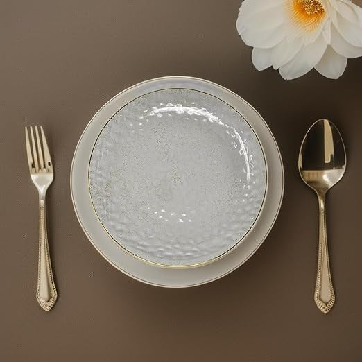 20 Pack 10" Clear Plastic Plates Hammered Designed with Gold Glitter & Gold Rim - Decodine