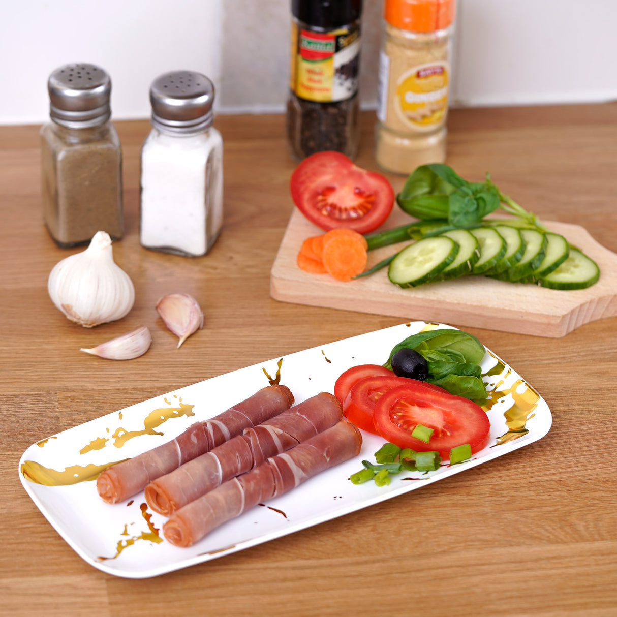 4 Pack Elegant White and Gold Marble-Look Small Plastic Tray - Decodine