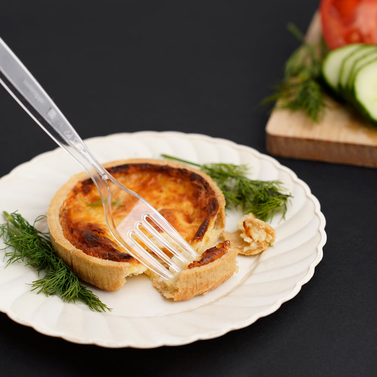 100 Pack Reusable Clear Plastic Forks - Dishwasher and Microwave Safe - Decodine