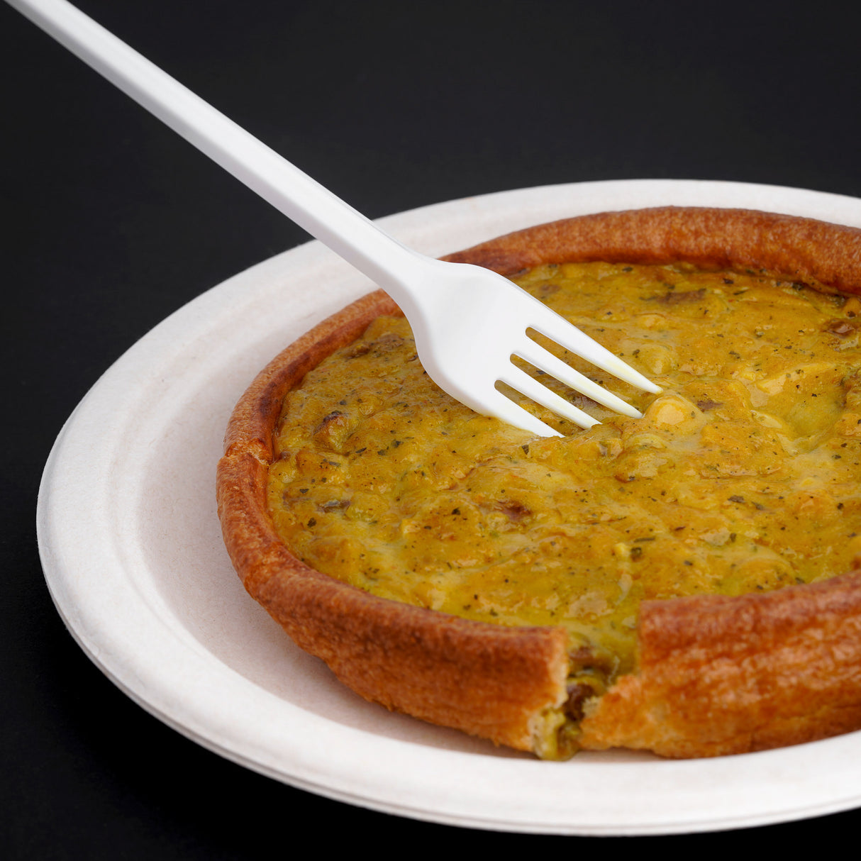 100 Pack Reusable White Plastic Forks - Dishwasher and Microwave Safe - Decodine