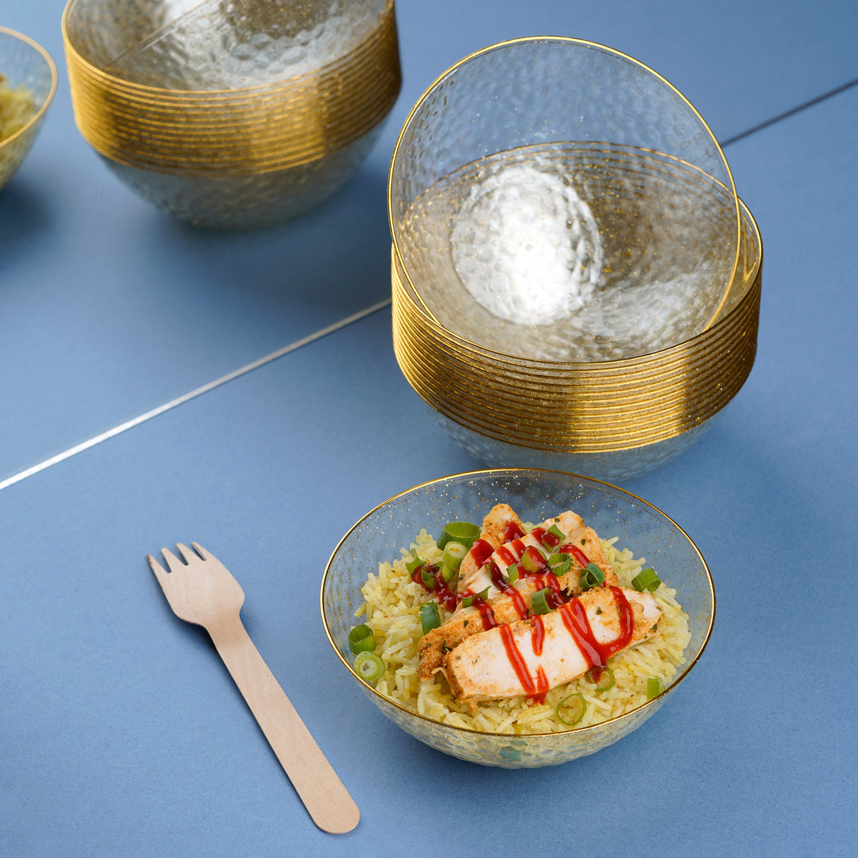 20 Pack 16oz Glittered Gold Plastic Bowls with Hammered Design and Gold Rim - Decodine