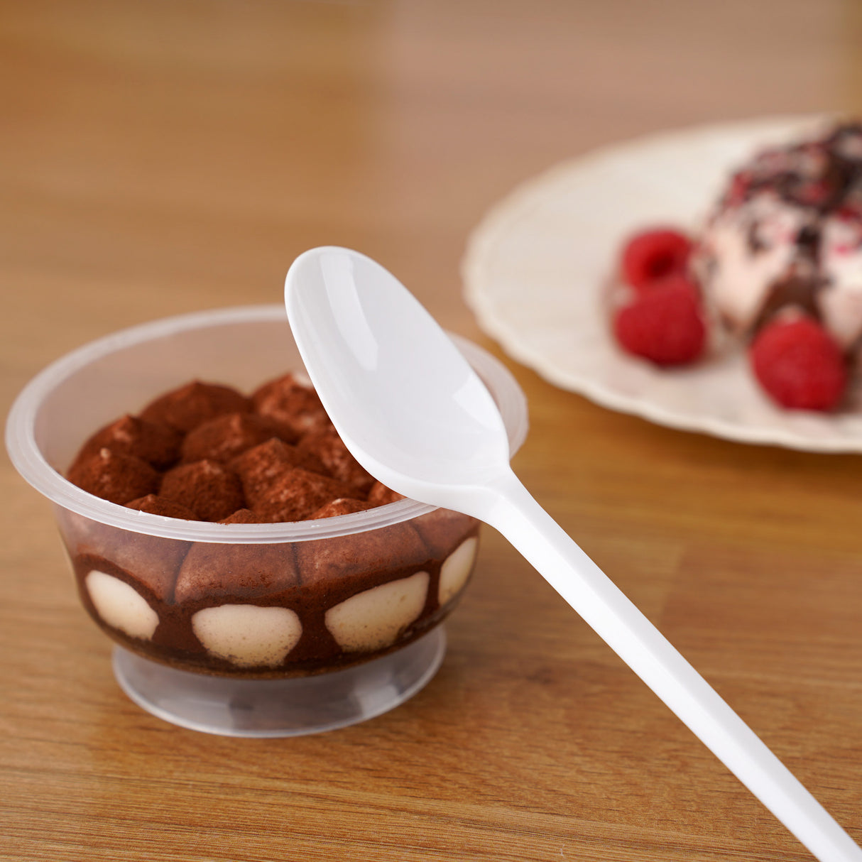 100 Pack Reusable White Plastic Spoons - Dishwasher and Microwave Safe - Decodine