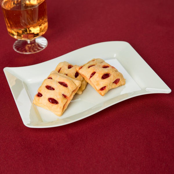 10 Pack Rectangular 5.5" x 7.5" Wavy Designed Plastic Ivory Dessert Plates - Decodine