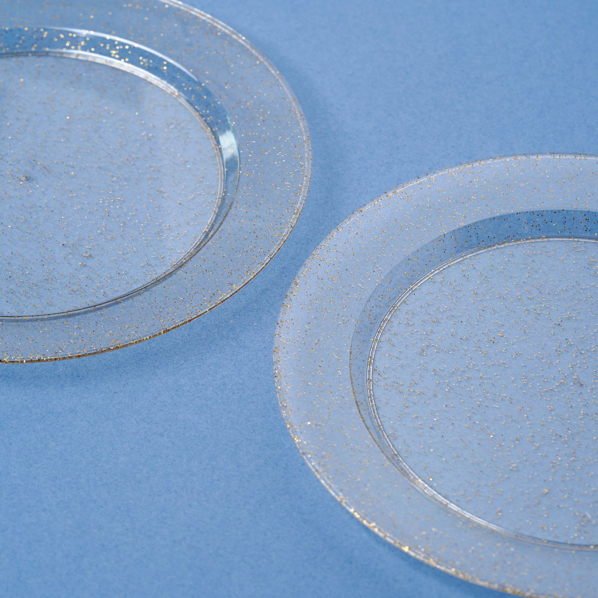 20 Pack 7.5" Hard Plastic Dessert/Side Plates with Gold Glittered Design - Decodine