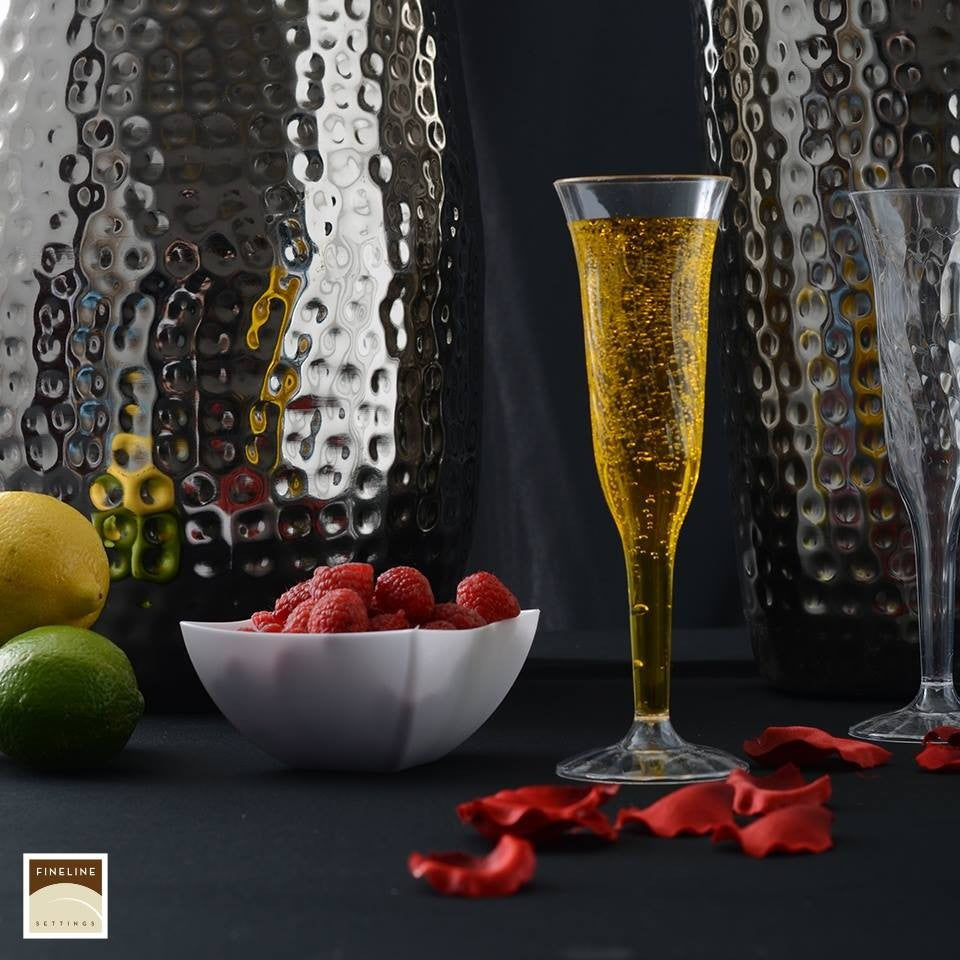 8 Pack 5oz Plastic Champagne Flutes (one piece) - Decodine