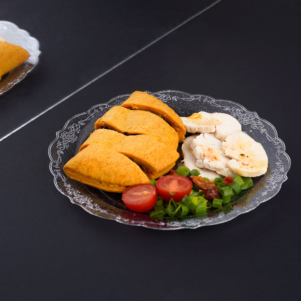 Pack of 10 Glittered Silver "9 Plastic Party Plates 23cm - Decodine