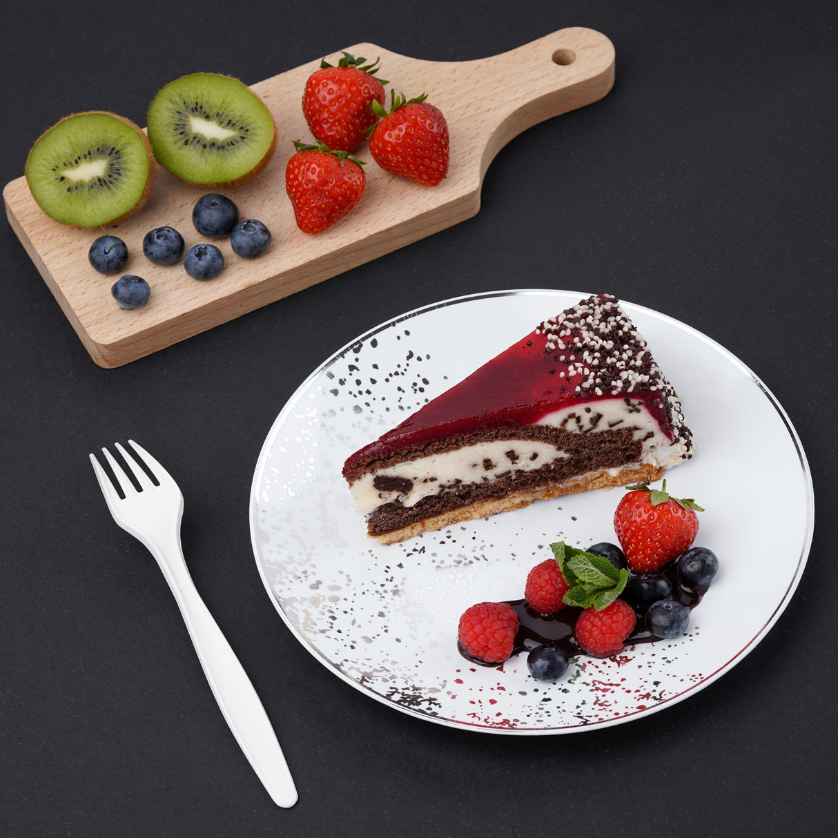 Pack of 10 Hard Plastic Plates 8" - White with Silver Polka Dots - Lightweight and Versatile - Decodine